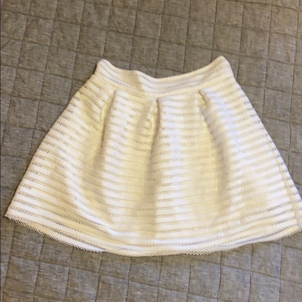 Adorable white lace skirt for summer!